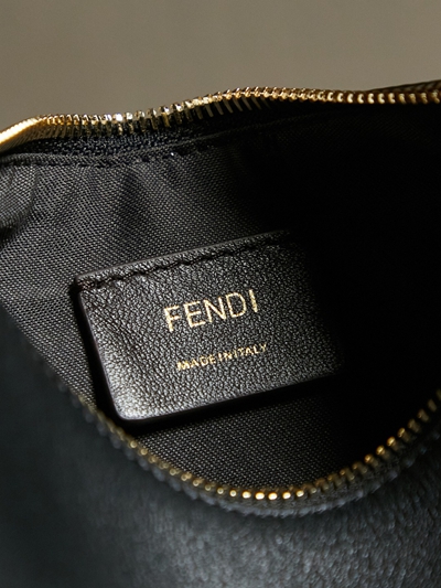 フェンディバッグ全体デザイン